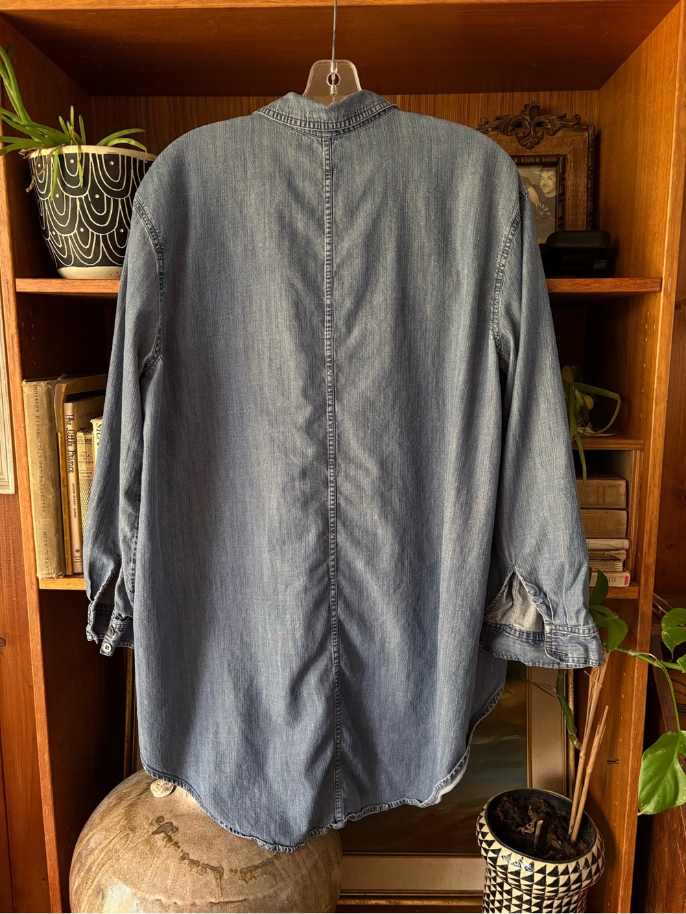 The Fisher Project- Eileen Fisher Denim Chambray Button Down L - Picture 5 of 6